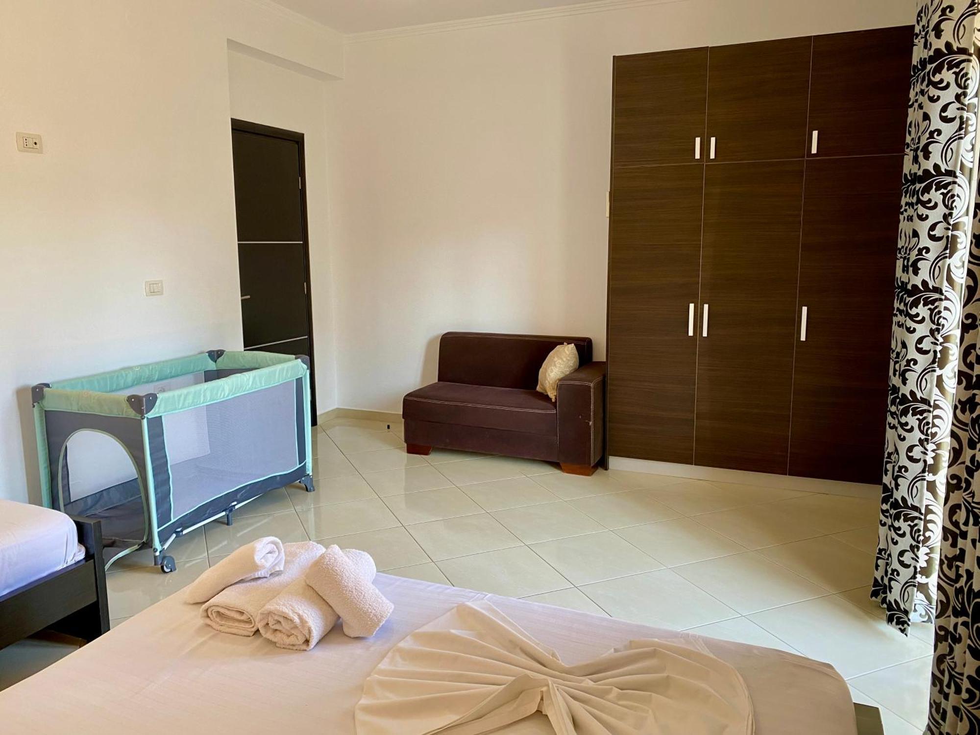 Hotel Metali Sarandë Eksteriør billede