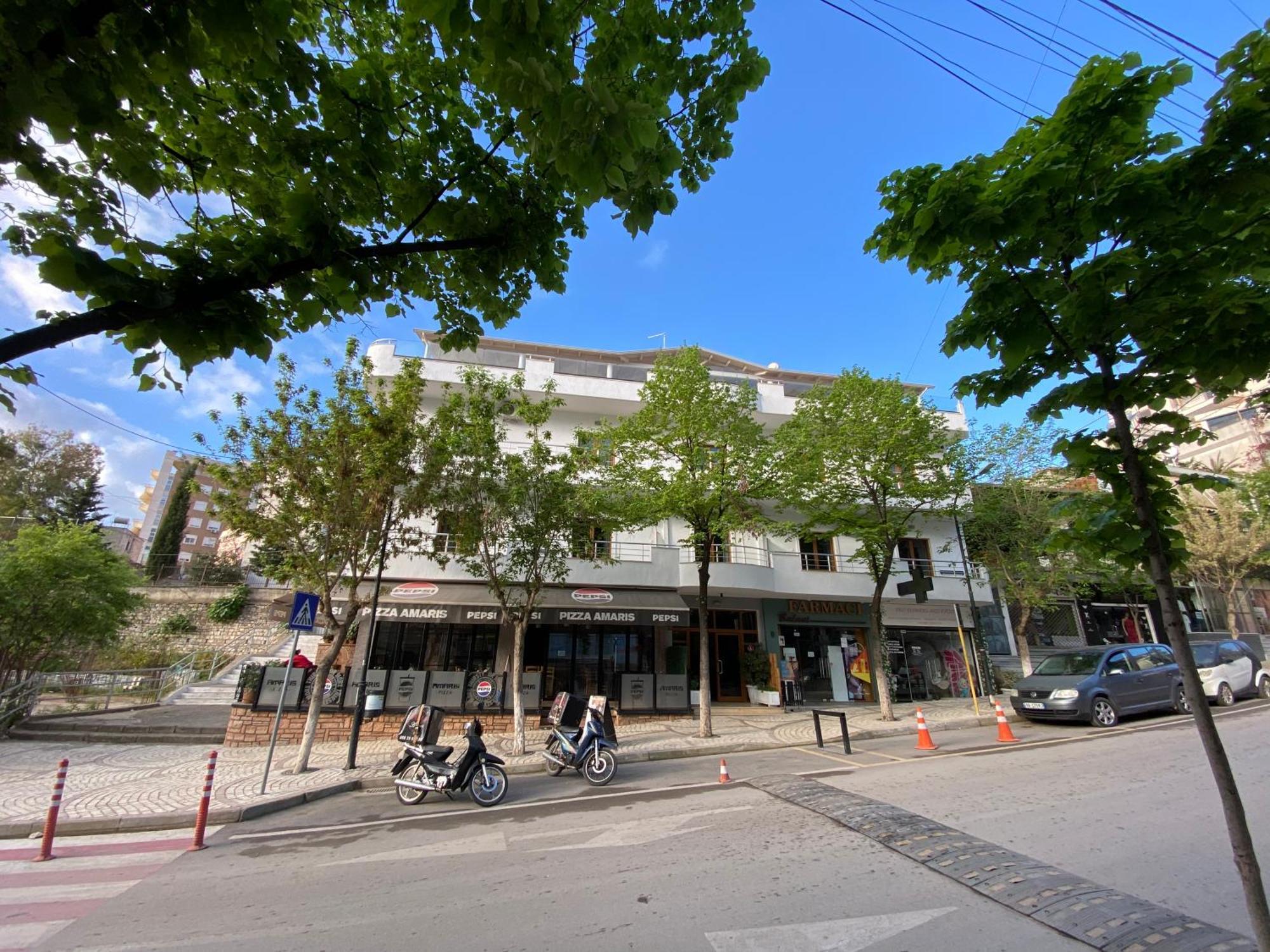 Hotel Metali Sarandë Eksteriør billede